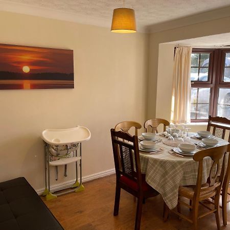 Large, Quiet, Sleeps 16, 4 Bathrooms, Parking, Leicester Exterior foto
