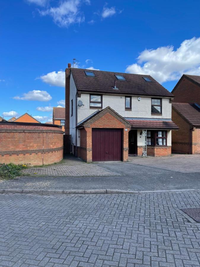 Large, Quiet, Sleeps 16, 4 Bathrooms, Parking, Leicester Exterior foto